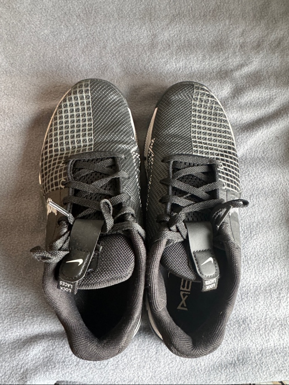 Nike Women’s Black Athletic Training Sneakers with White Swoosh